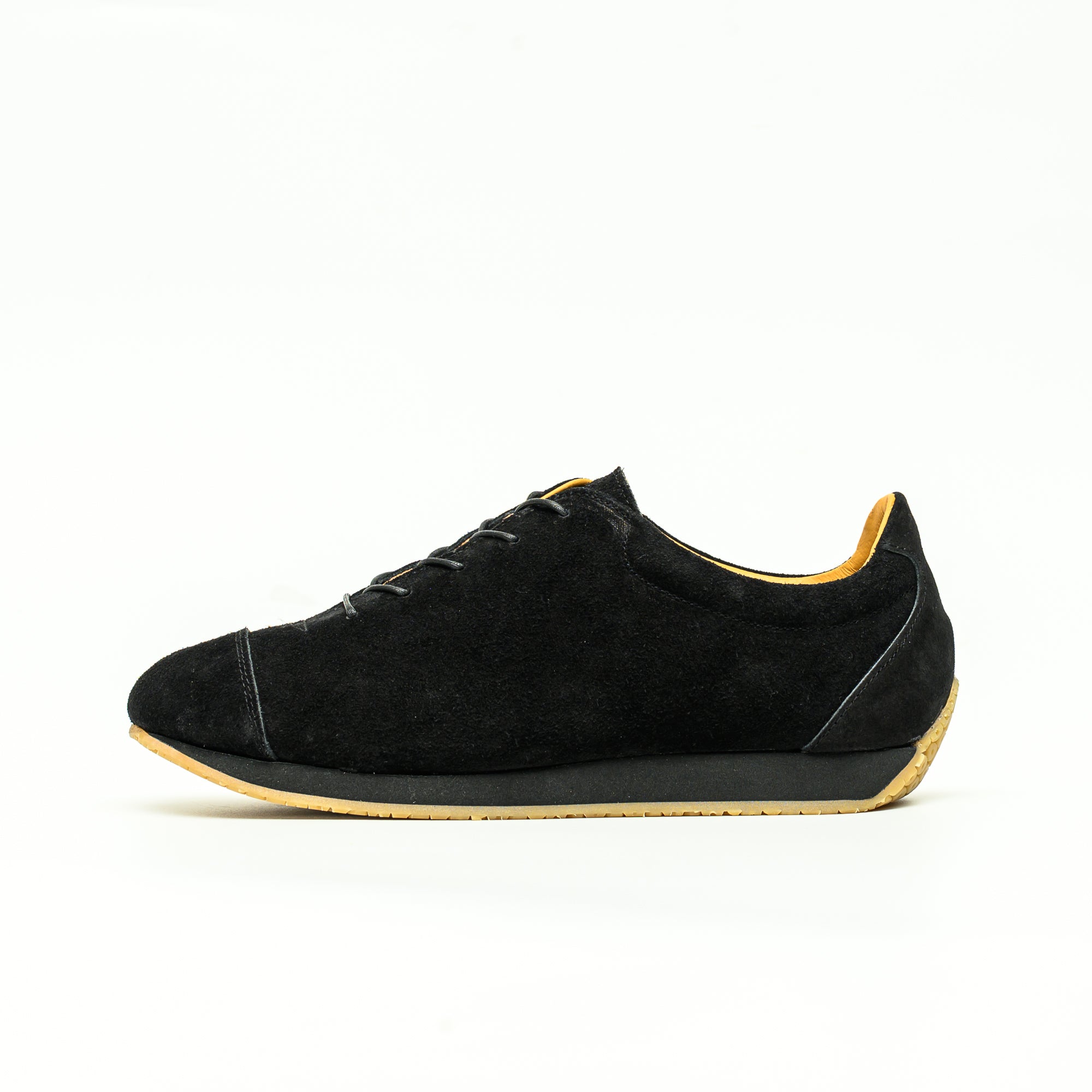 Bobbed black