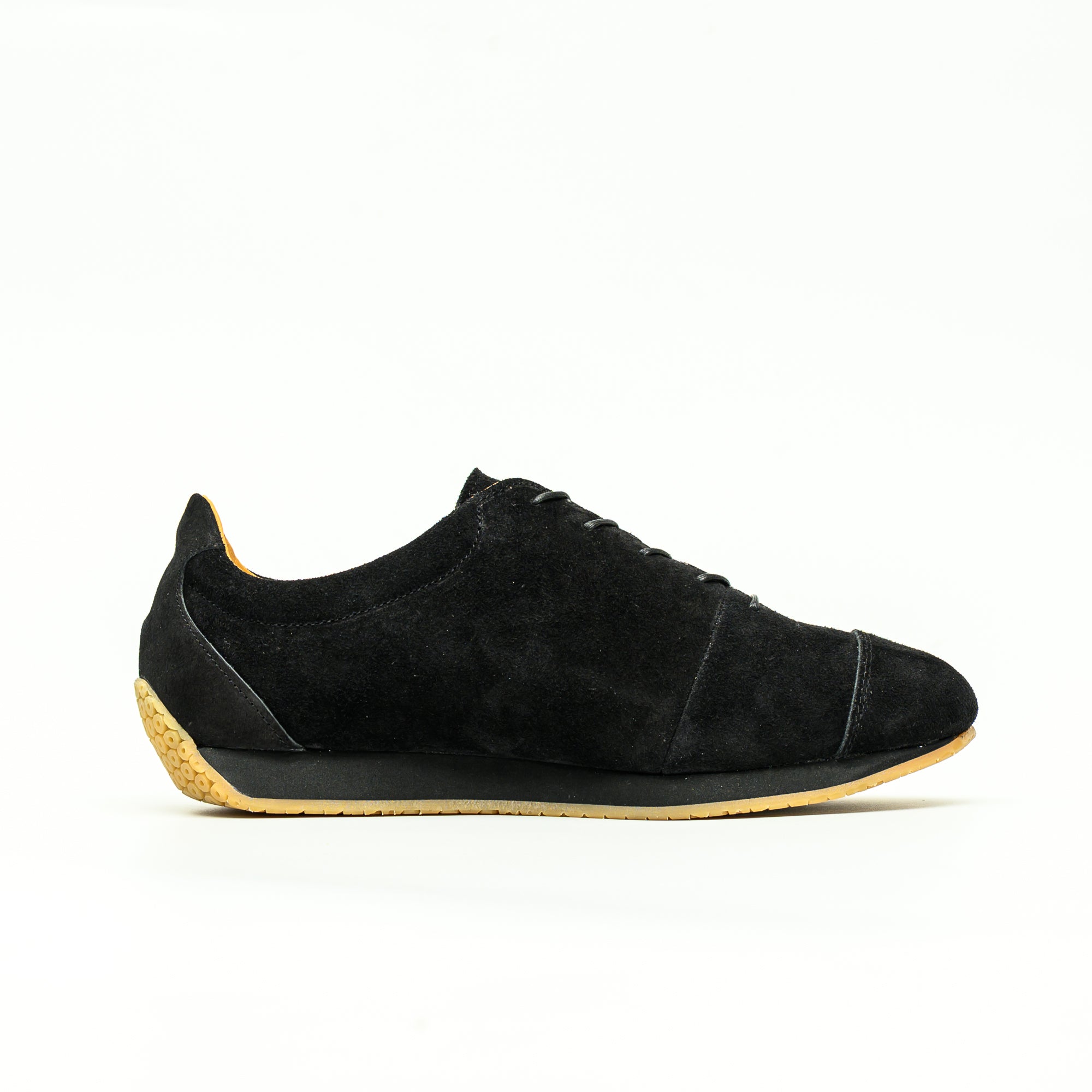 Bobbed black