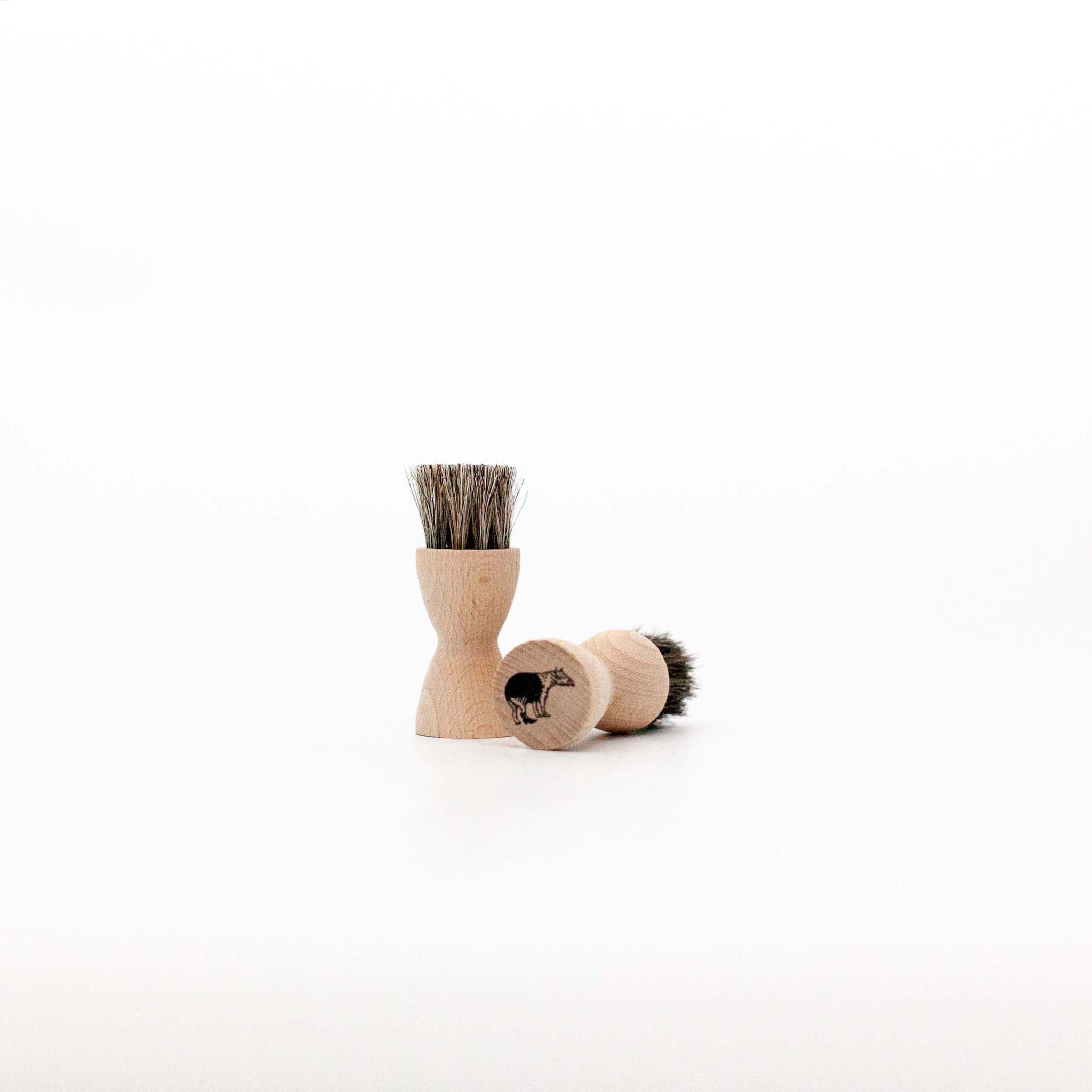 Tapir mini brush