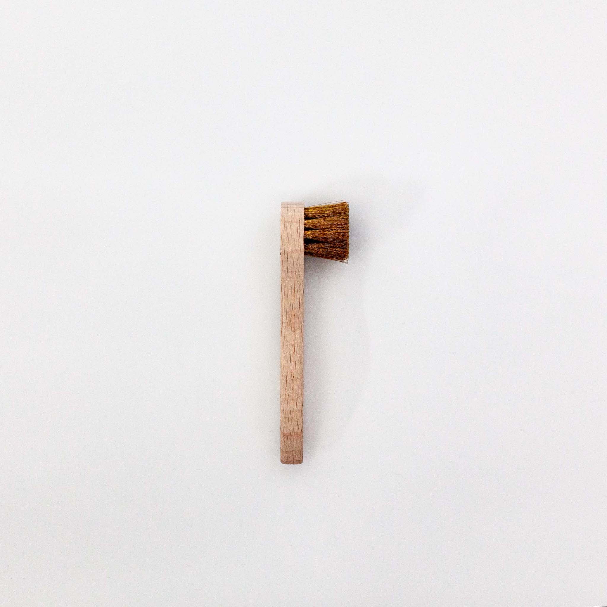 tapir steel brush