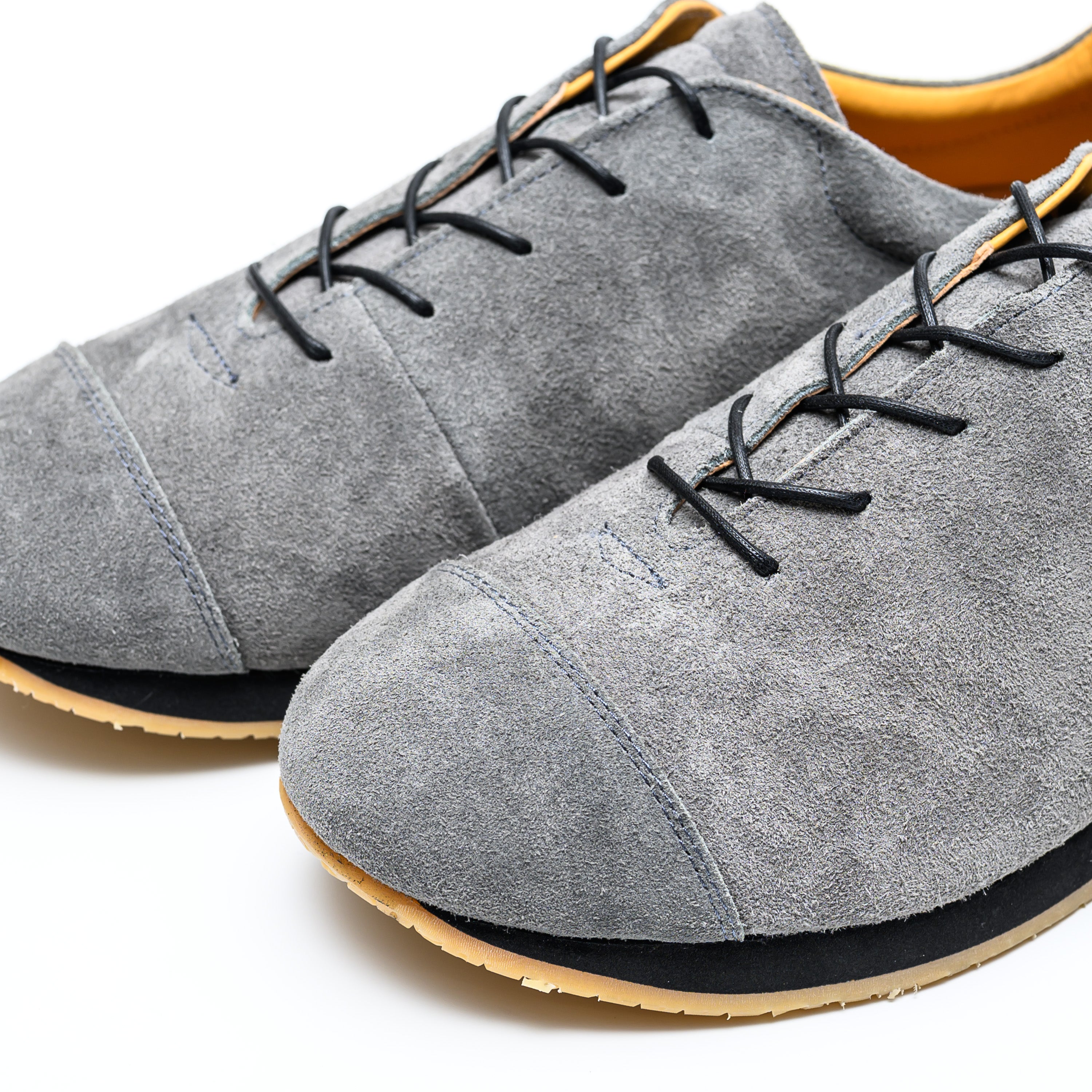 おかっぱ-ダークグレー-ブラックソール-幅広で歩くための日本製レザー