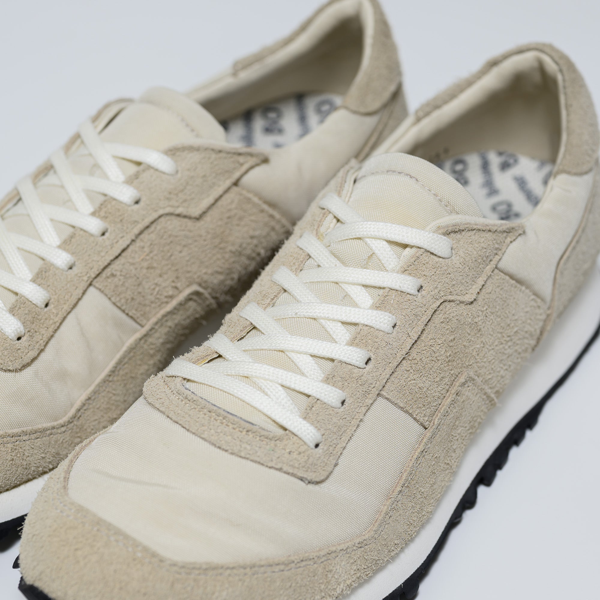 しろ moz（モズ） MZ-513 エアクッション カジュアルスニーカー ホワイト