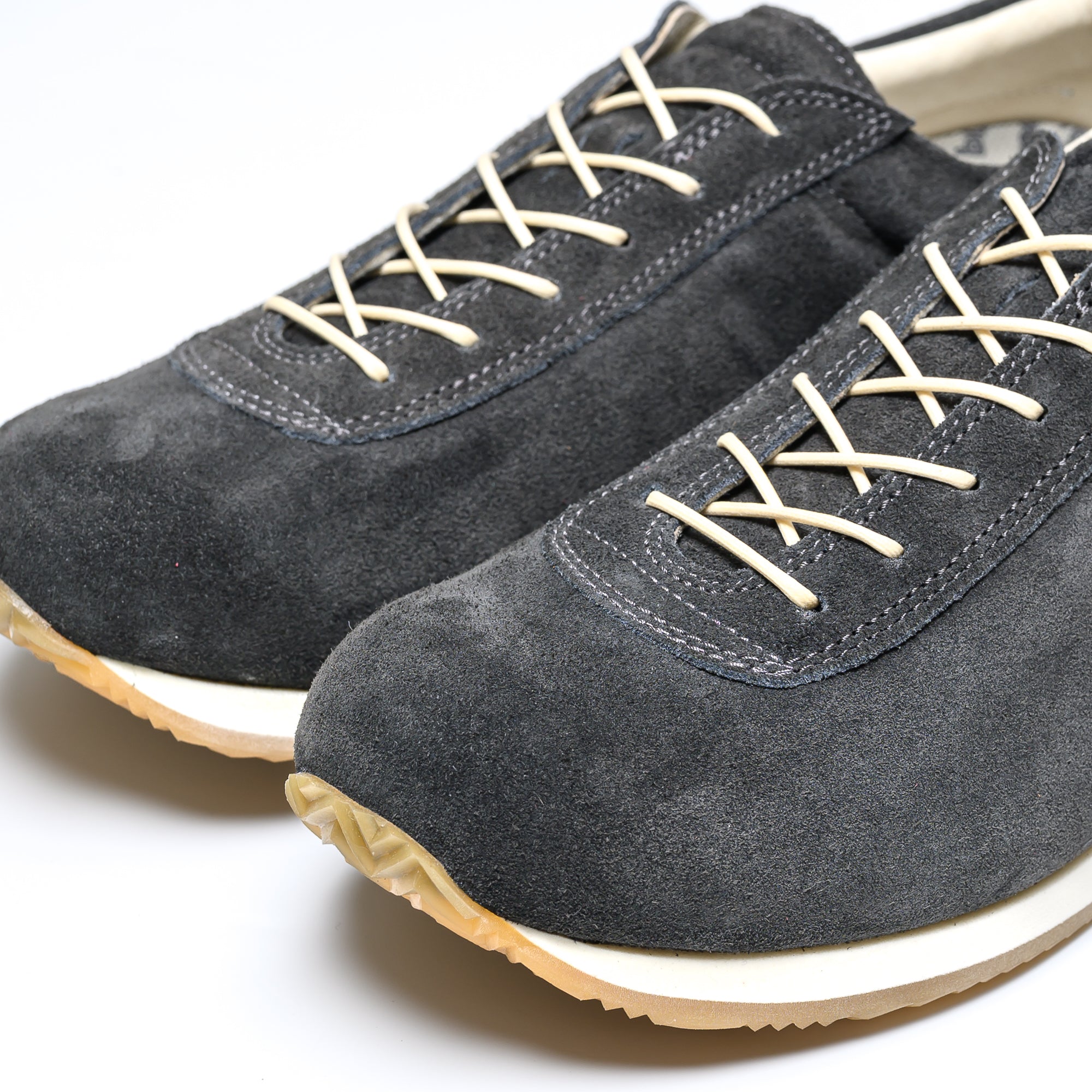 マイキー-胡麻-幅広で歩くための日本製スニーカー-blueover