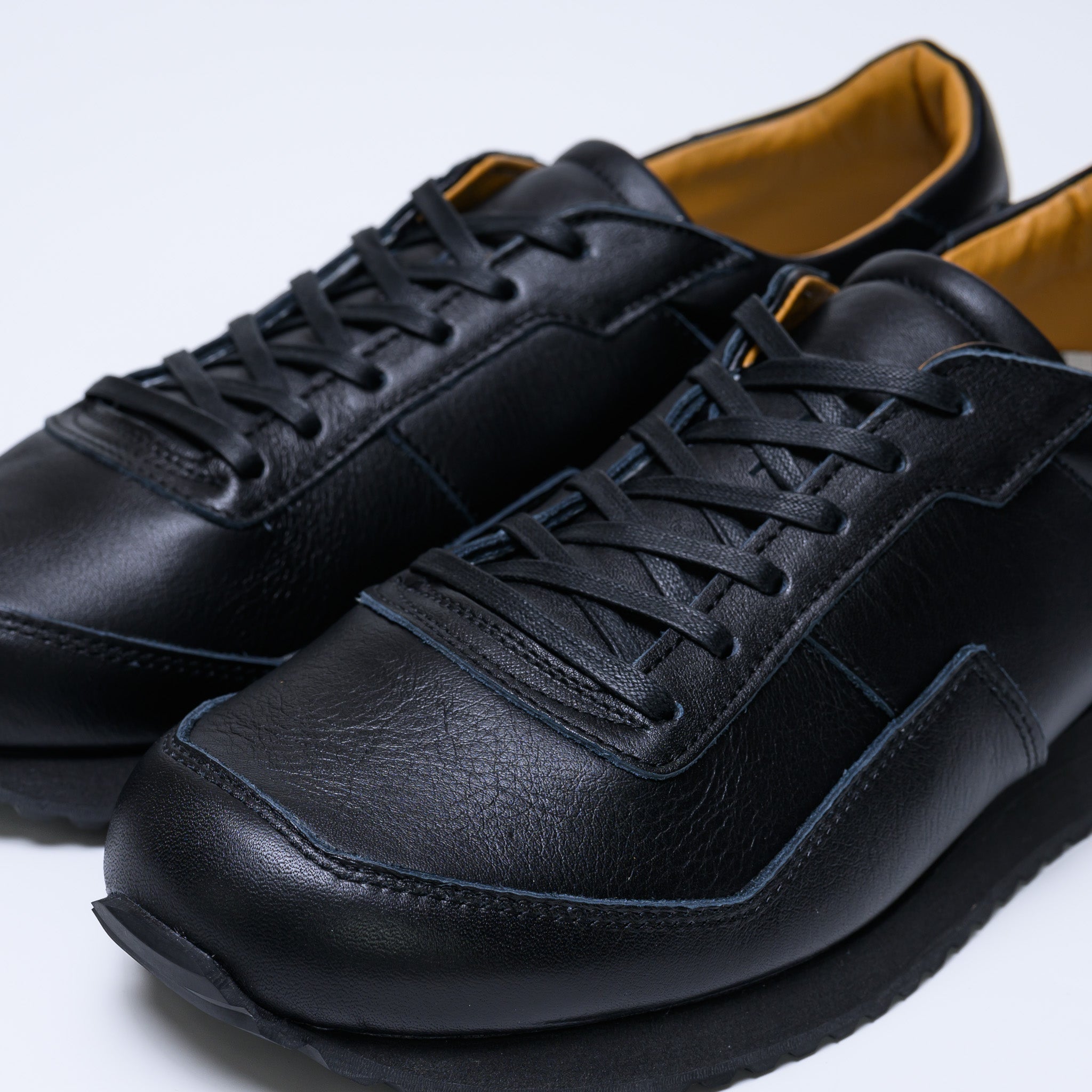 SHV3 スムース ブラック